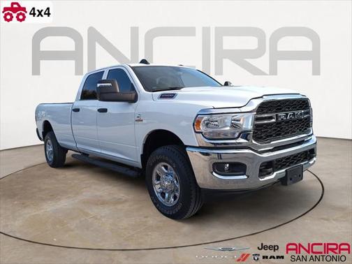 2023 RAM 2500 Tradesman Crew Cab 4x4 8 Box