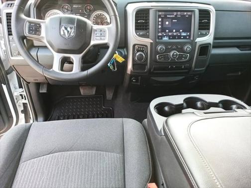 2023 RAM 1500 Classic Warlock Quad Cab 4x2 64' Box
