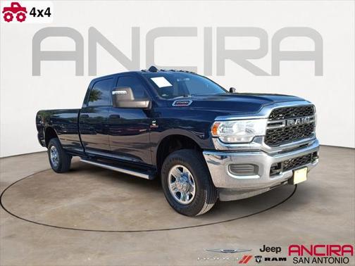 2024 RAM 2500 Tradesman Crew Cab 4x4 8 Box