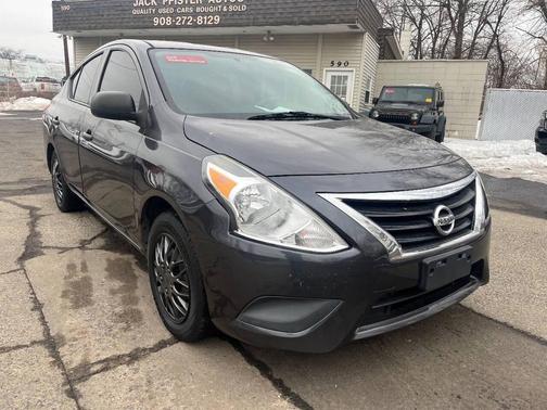 2015 Nissan Versa 1.6 S+