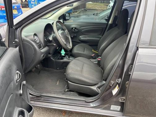 2015 Nissan Versa 1.6 S+