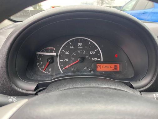 2015 Nissan Versa 1.6 S+