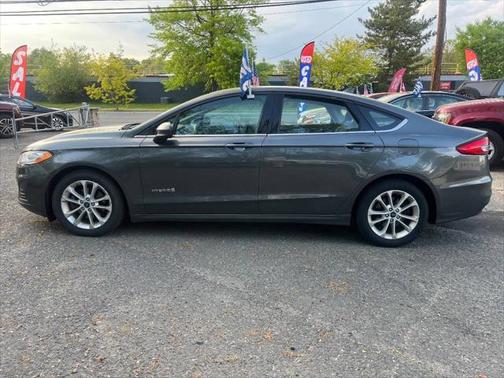 2019 Ford Fusion Hybrid SE