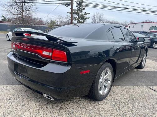 2014 Dodge Charger SE