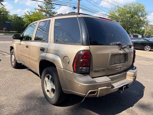 Tan 2007 Chevrolet Trailblazer LS