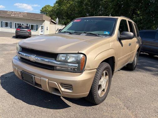 Tan 2007 Chevrolet Trailblazer LS