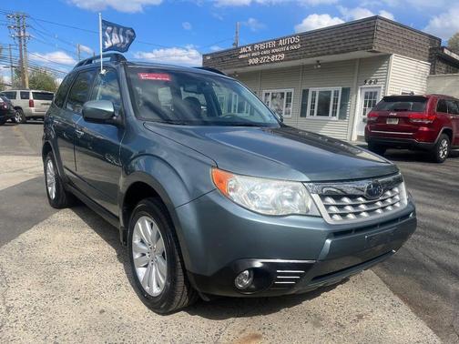 Sage Green Metallic 2013 Subaru Forester 2.5X Premium