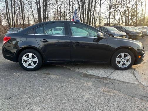 2015 Chevrolet Cruze 1LT