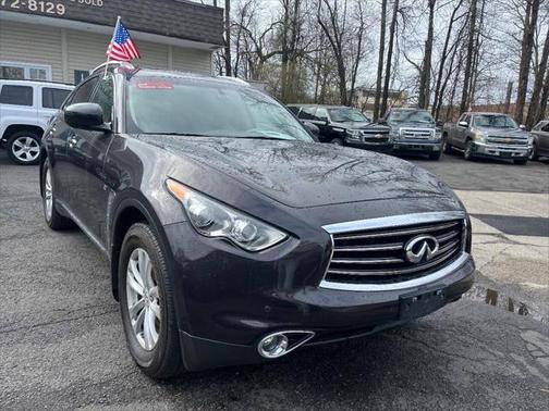 2014 INFINITI QX70 Base