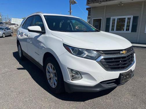 Summit White 2018 Chevrolet Equinox LT