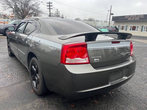 2010 Dodge Charger SXT