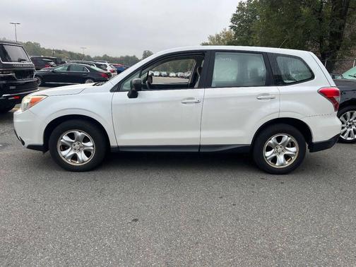 2014 Subaru Forester 2.5i