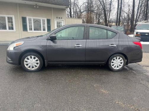 2015 Nissan Versa 1.6 SV