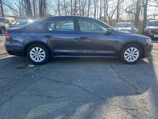 2015 Volkswagen Passat 1.8T S