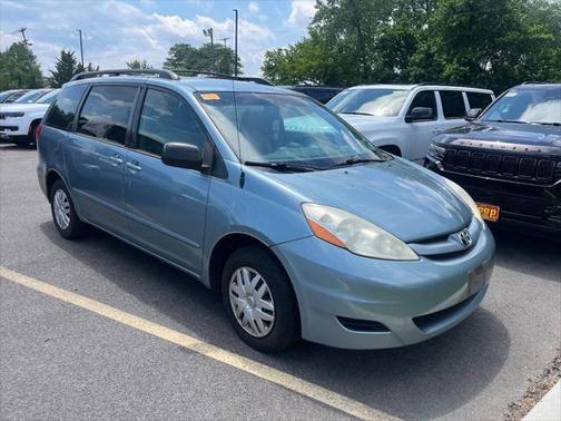 2008 Toyota Sienna CE