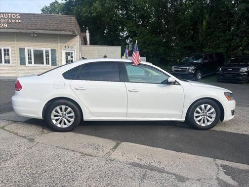 2015 Volkswagen Passat 1.8T S