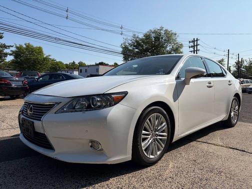 Starfire Pearl 2013 Lexus ES 350 Base