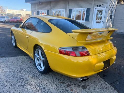 2003 Porsche 911 Carrera
