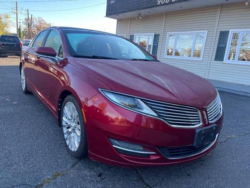 2013 Lincoln MKZ Base
