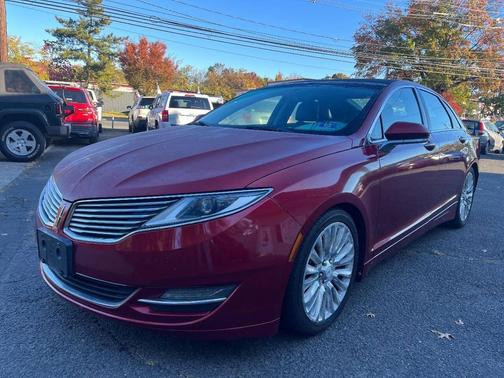 2013 Lincoln MKZ Base