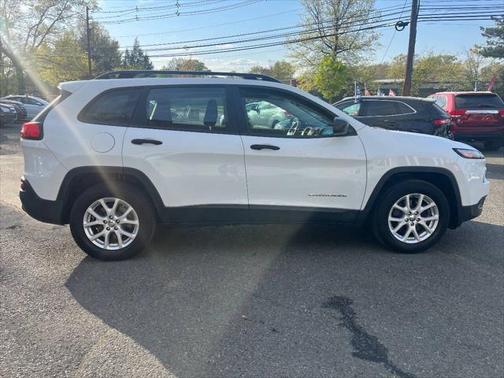 2015 Jeep Cherokee Sport