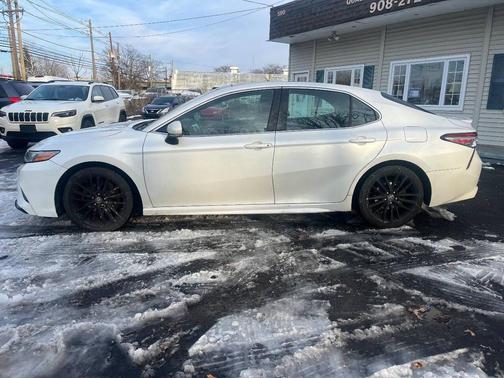 2018 Toyota Camry XSE