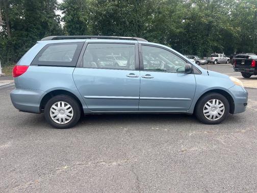 2008 Toyota Sienna CE