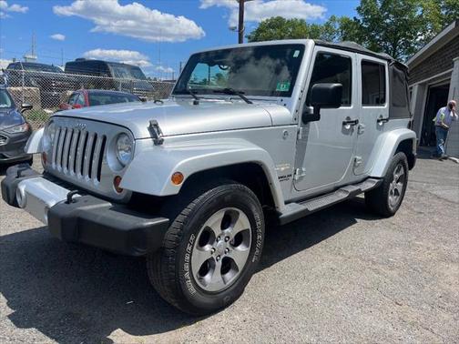 2012 Jeep Wrangler Unlimited Sahara