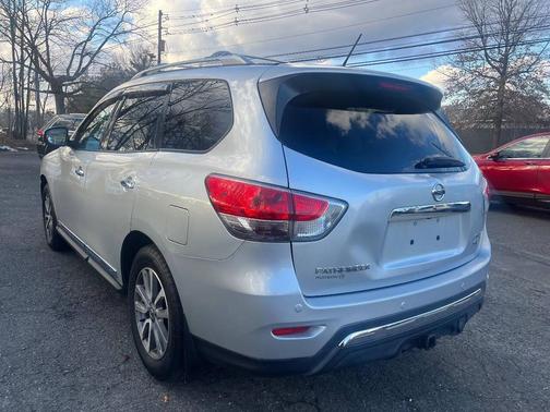 2013 Nissan Pathfinder SL