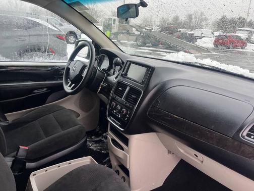 2016 Dodge Grand Caravan AVP/SE
