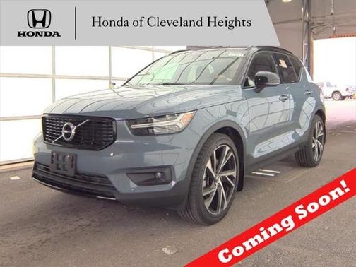 2020 Volvo XC40 T5 R-Design