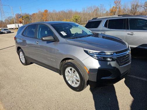 2023 Chevrolet Equinox LS