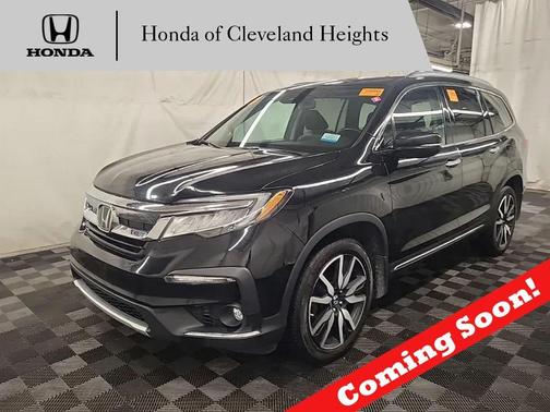 2022 Honda Pilot Touring 8-Passenger