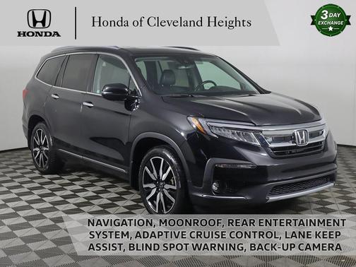 2022 Honda Pilot Touring 8-Passenger