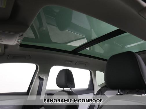 2024 Volkswagen Taos 1.5T SEL