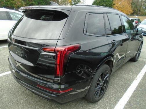 2022 Cadillac XT6 Premium Luxury AWD