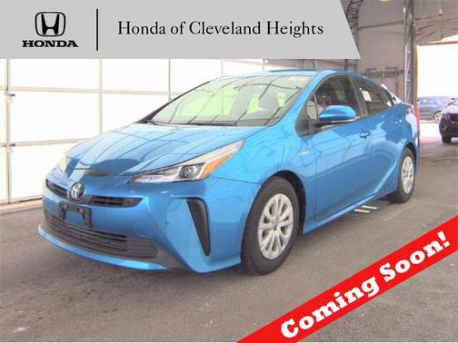 2022 Toyota Prius LE