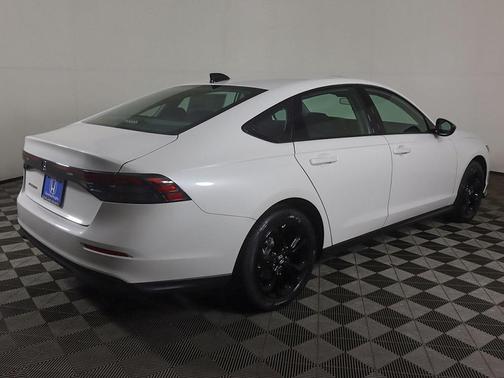 2025 Honda Accord Sport SE 1.5T