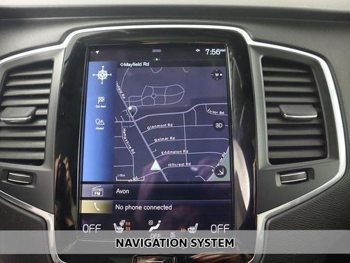 2022 Volvo XC90 T5 Momentum