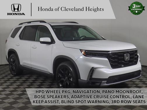 2025 Honda Pilot Touring 8-Passenger
