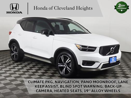 2021 Volvo XC40 T5 R-Design