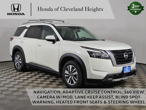 2023 Nissan Pathfinder SL 4WD