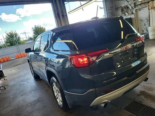 2019 GMC Acadia SLE-1