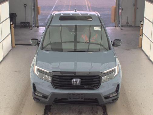 2023 Honda Ridgeline Black
