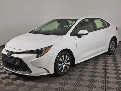 2022 Toyota Corolla Hybrid LE