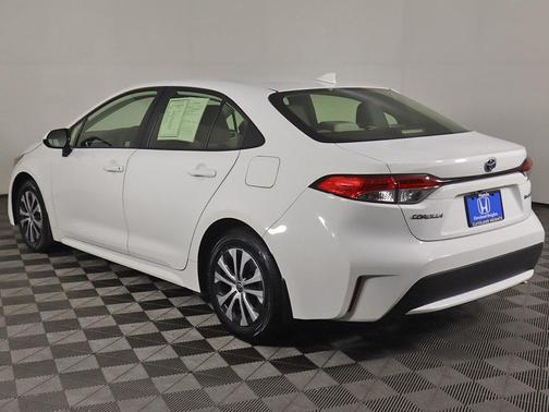 2022 Toyota Corolla Hybrid LE