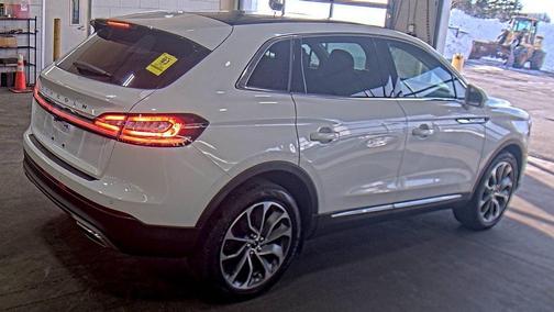 2021 Lincoln Nautilus Reserve