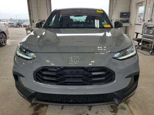 2025 Honda HR-V 2WD Sport