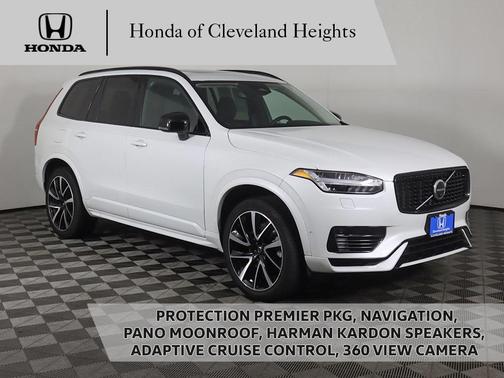 2023 Volvo XC90 Recharge Plug-In Hybrid T8 Plus Dark Theme 7-Seater
