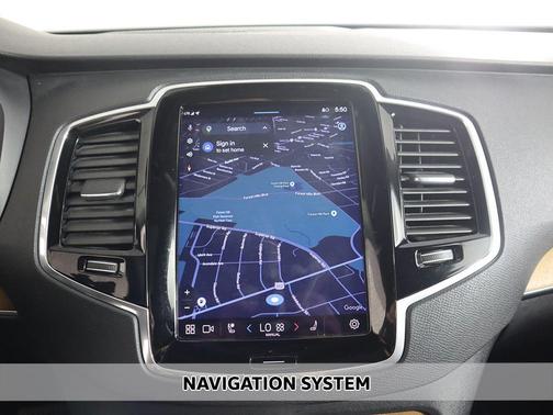 2023 Volvo XC90 Recharge Plug-In Hybrid T8 Plus Dark Theme 7-Seater